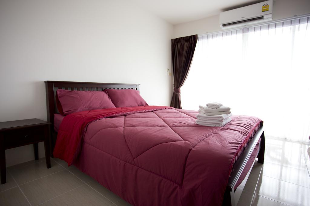 Ratchy Condo Bang Sare Pokoj fotografie